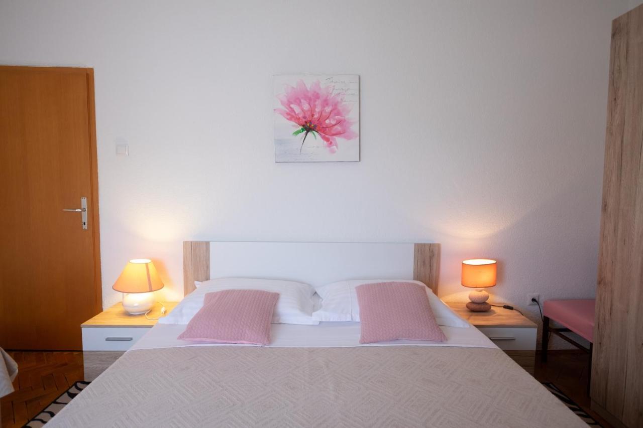 Apartments Mila 클레노비차 외부 사진