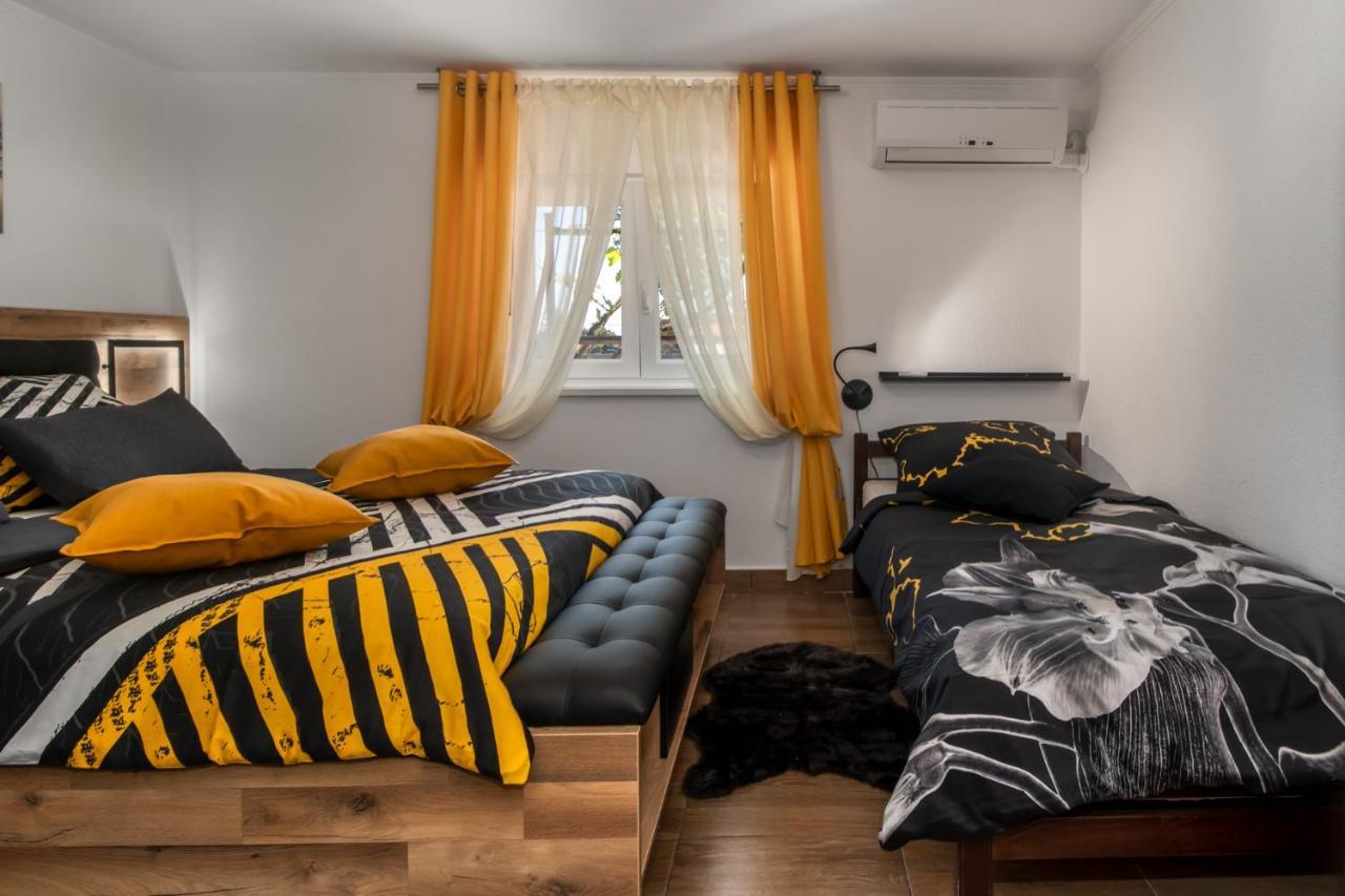 Apartments Mila 클레노비차 외부 사진