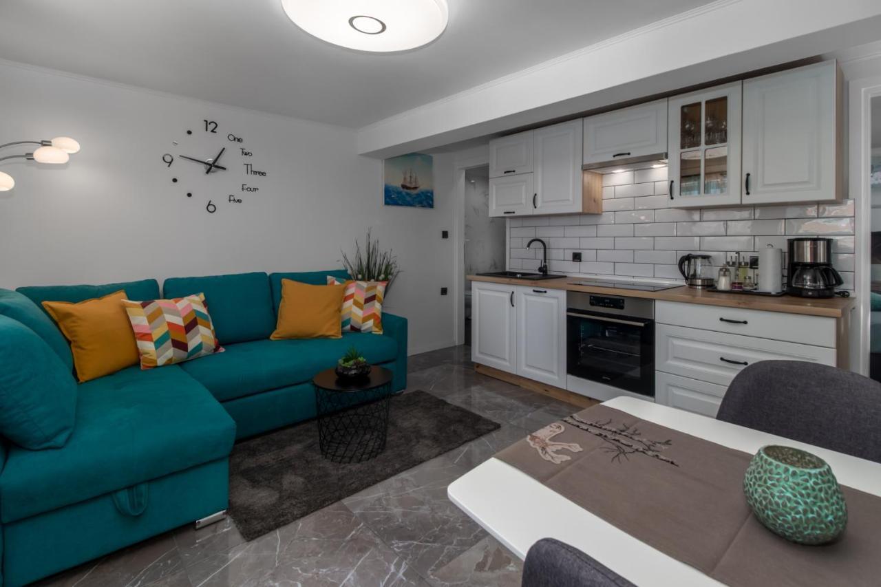 Apartments Mila 클레노비차 외부 사진